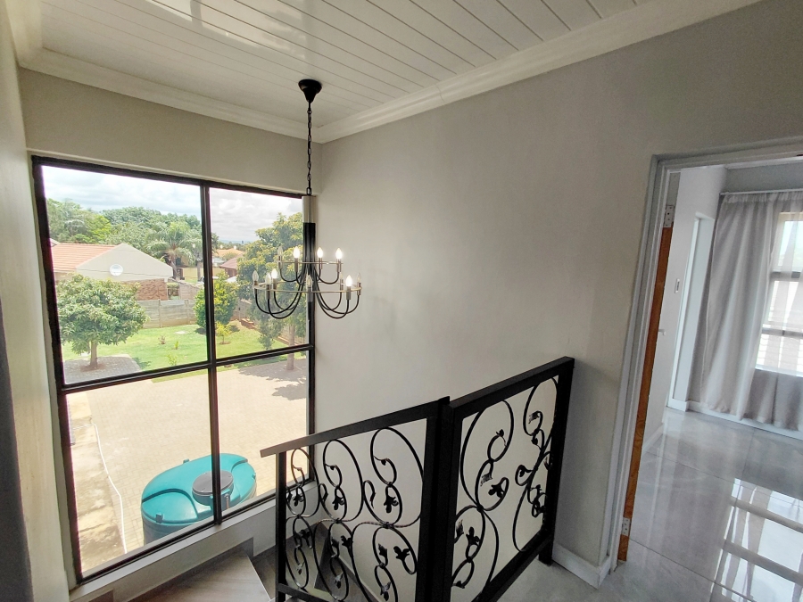 5 Bedroom Property for Sale in Flora Park Limpopo