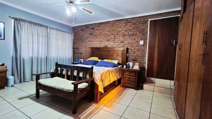 4 Bedroom Property for Sale in Sterpark Limpopo