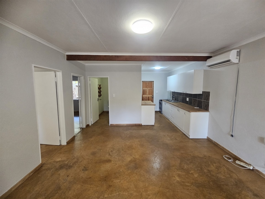 To Let 2 Bedroom Property for Rent in Hoedspruit Limpopo