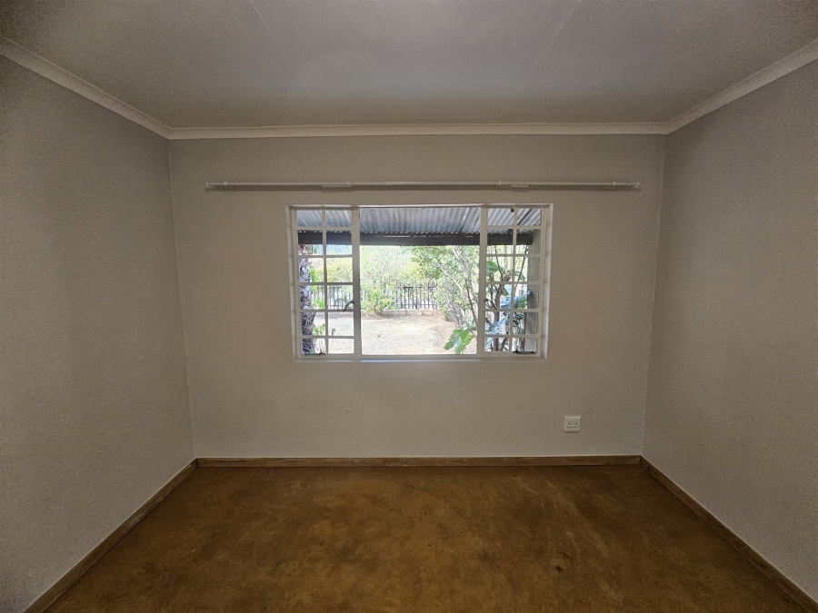 To Let 2 Bedroom Property for Rent in Hoedspruit Limpopo