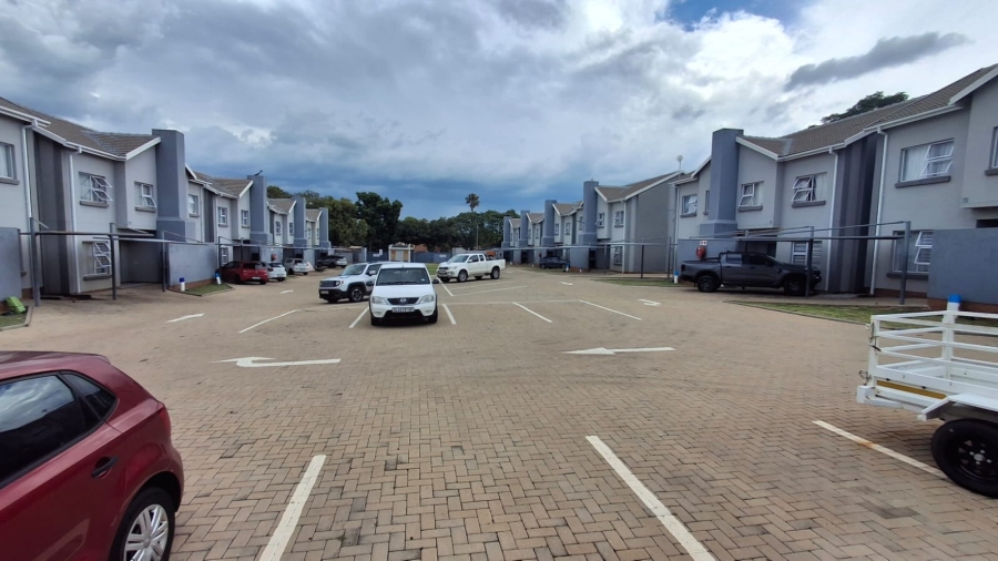 2 Bedroom Property for Sale in Polokwane Central Limpopo