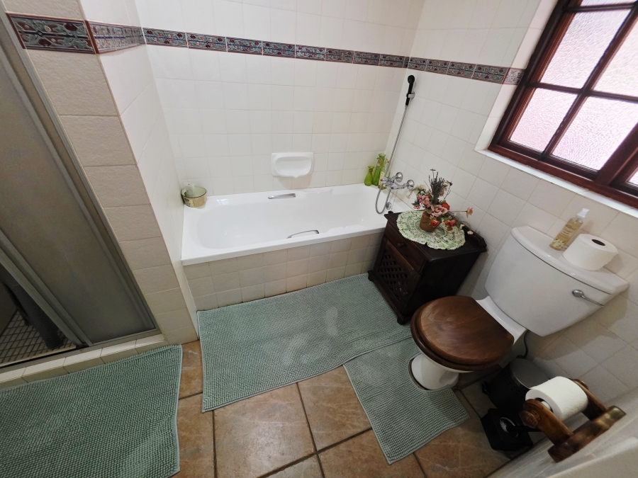 6 Bedroom Property for Sale in Modimolle Limpopo