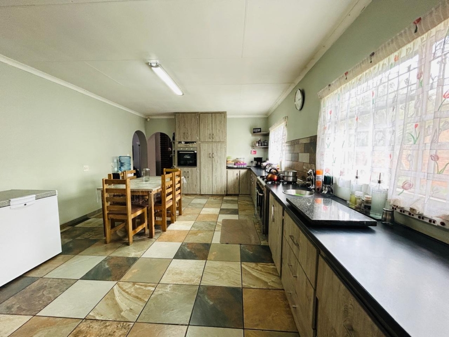 4 Bedroom Property for Sale in Chroompark Limpopo