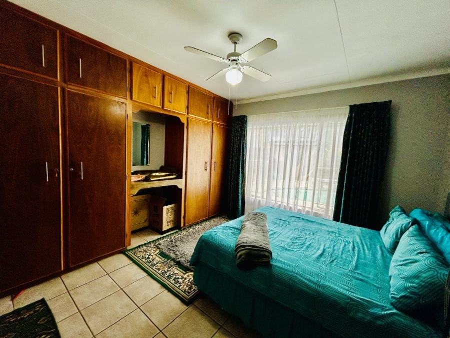 4 Bedroom Property for Sale in Chroompark Limpopo