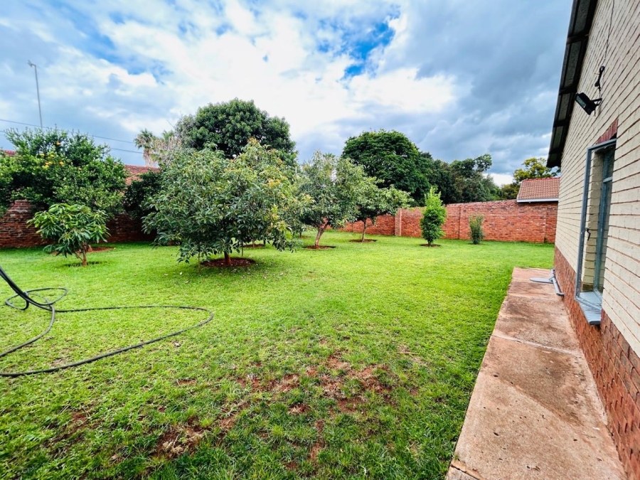 4 Bedroom Property for Sale in Chroompark Limpopo