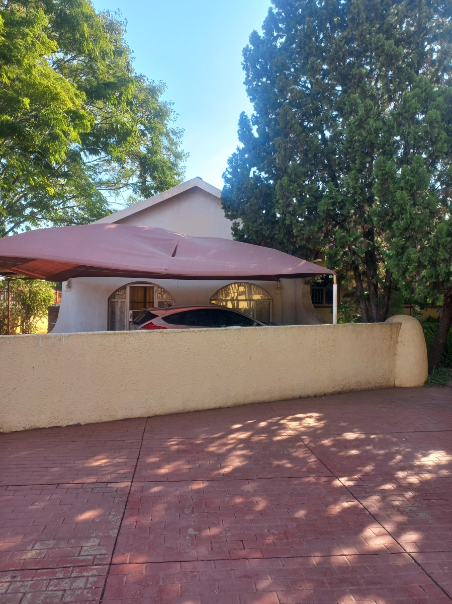4 Bedroom Property for Sale in Flora Park Limpopo