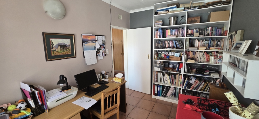 4 Bedroom Property for Sale in Sterpark Limpopo