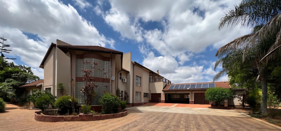 6 Bedroom Property for Sale in Broadlands Estate Limpopo