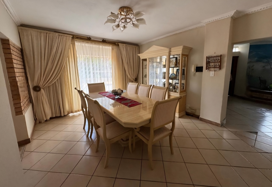 6 Bedroom Property for Sale in Broadlands Estate Limpopo