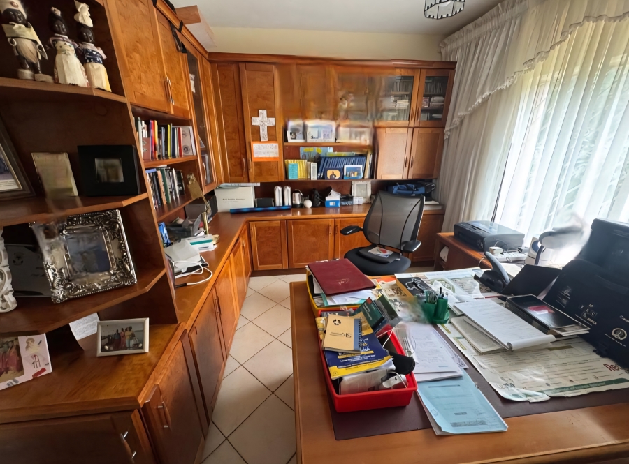 6 Bedroom Property for Sale in Broadlands Estate Limpopo