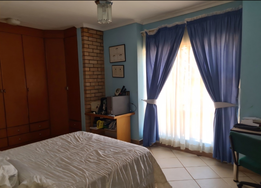 6 Bedroom Property for Sale in Broadlands Estate Limpopo