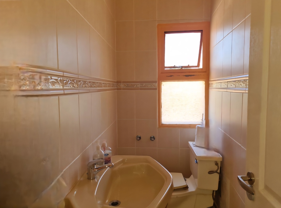 6 Bedroom Property for Sale in Broadlands Estate Limpopo