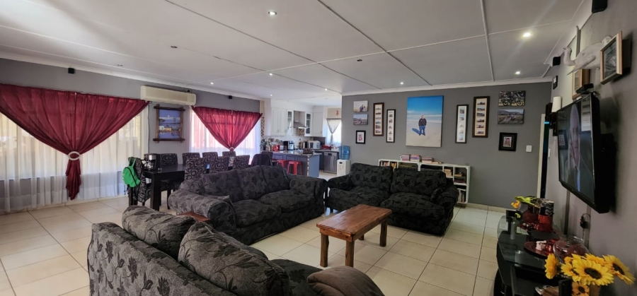 3 Bedroom Property for Sale in Aventura Warmbaths Limpopo