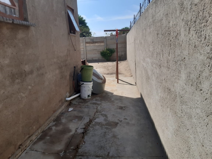 2 Bedroom Property for Sale in Westenburg Limpopo