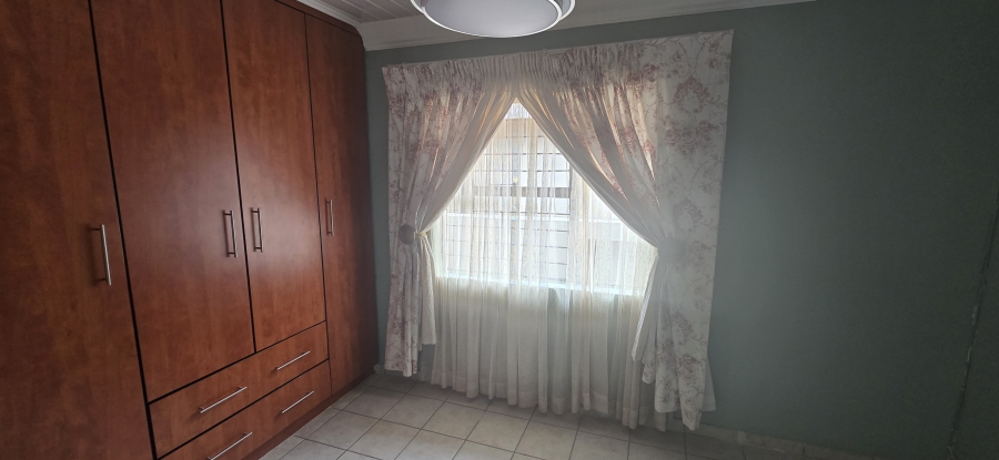 2 Bedroom Property for Sale in Polokwane Central Limpopo