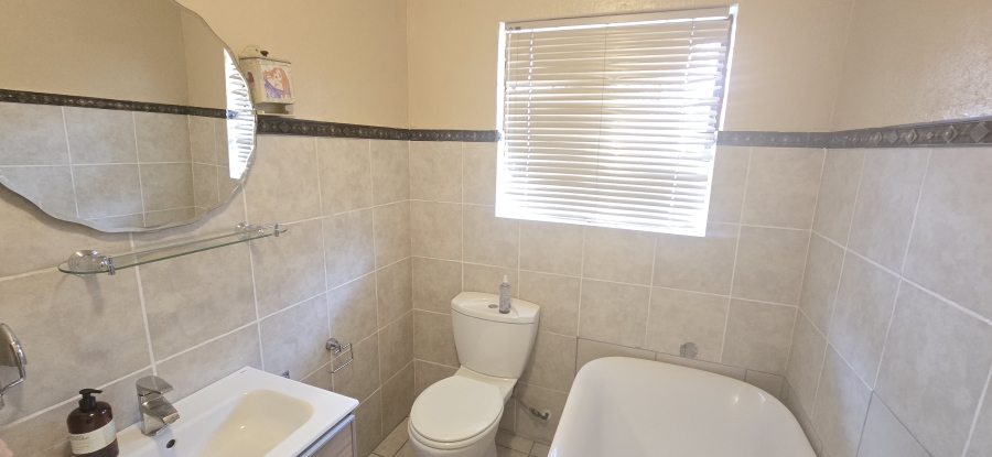 2 Bedroom Property for Sale in Polokwane Central Limpopo