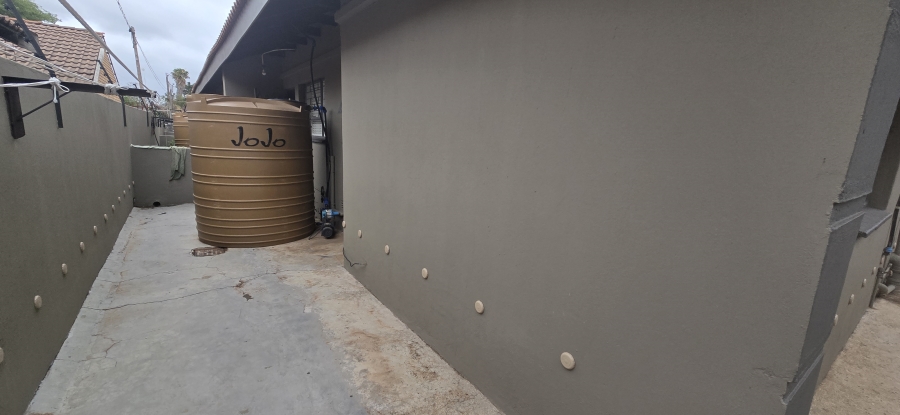 2 Bedroom Property for Sale in Polokwane Central Limpopo