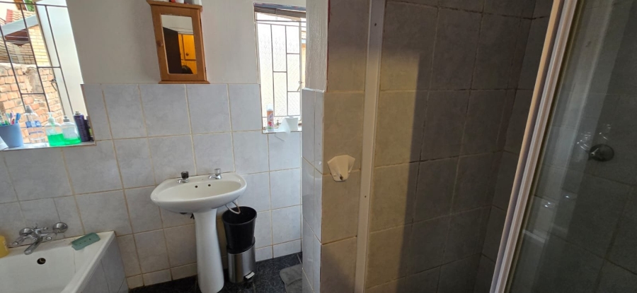 4 Bedroom Property for Sale in Flora Park Limpopo