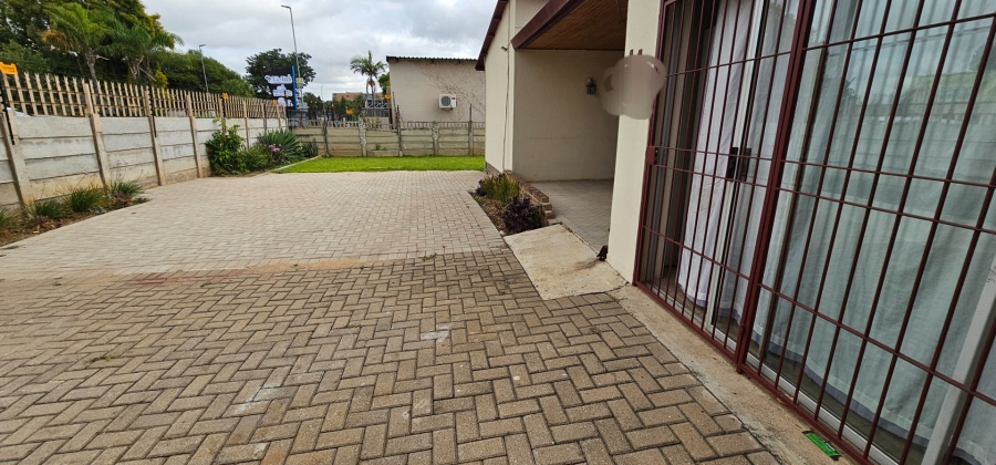 5 Bedroom Property for Sale in Polokwane Central Limpopo