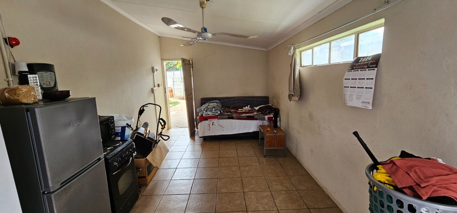 5 Bedroom Property for Sale in Polokwane Central Limpopo