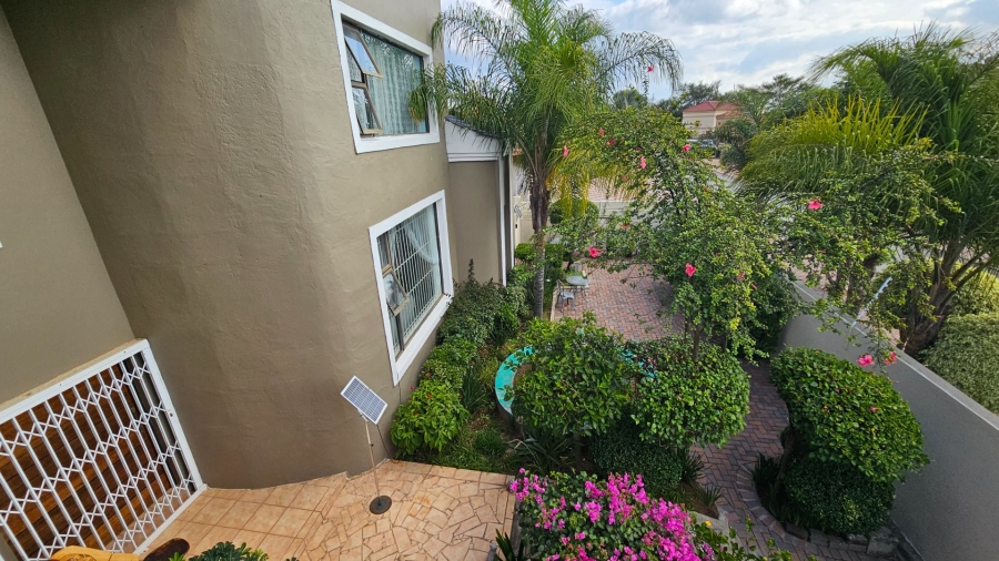 6 Bedroom Property for Sale in Bendor Limpopo