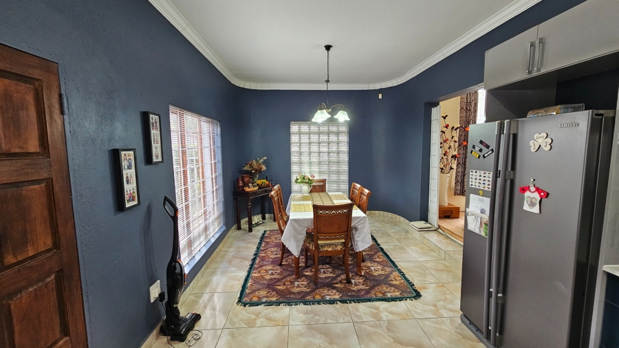 6 Bedroom Property for Sale in Bendor Limpopo