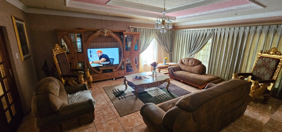 5 Bedroom Property for Sale in Moregloed Limpopo