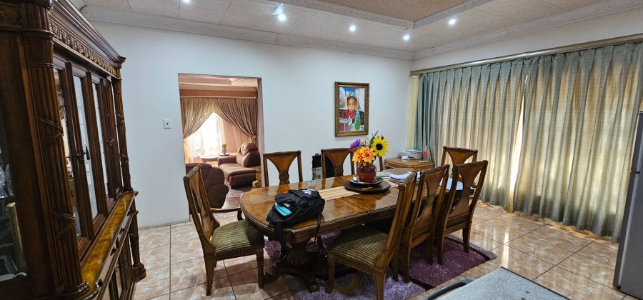 5 Bedroom Property for Sale in Moregloed Limpopo