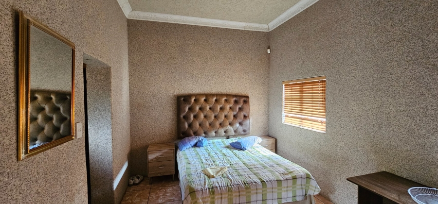 5 Bedroom Property for Sale in Moregloed Limpopo