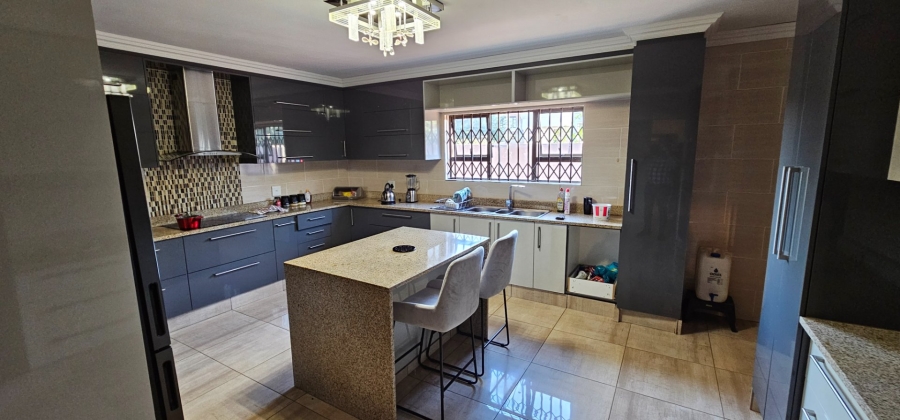 5 Bedroom Property for Sale in Serala View Limpopo