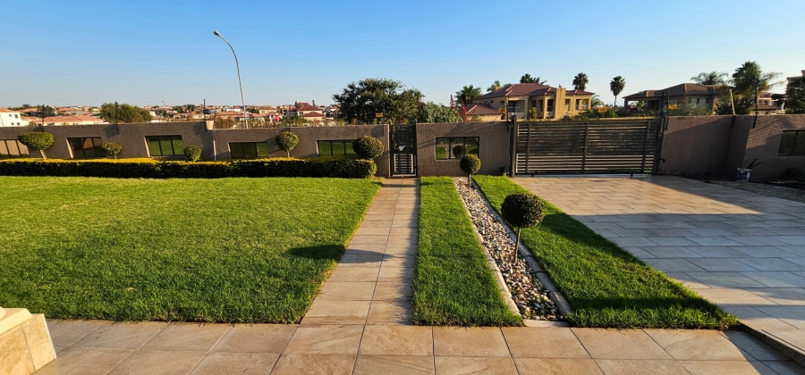 5 Bedroom Property for Sale in Serala View Limpopo