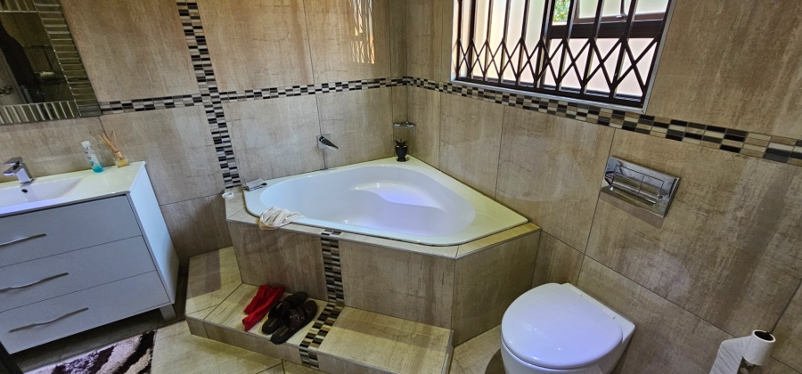 5 Bedroom Property for Sale in Serala View Limpopo