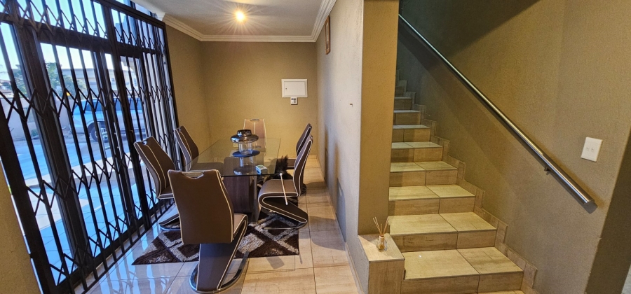 5 Bedroom Property for Sale in Serala View Limpopo