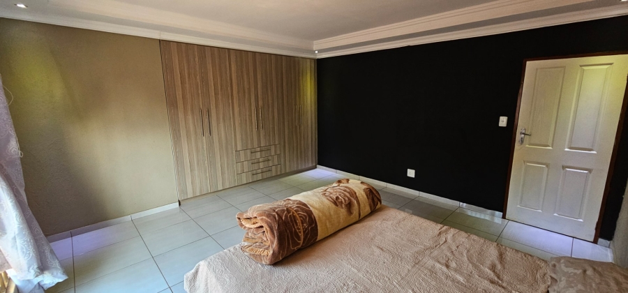 5 Bedroom Property for Sale in Serala View Limpopo