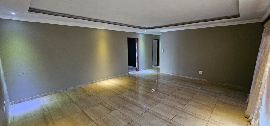 5 Bedroom Property for Sale in Serala View Limpopo