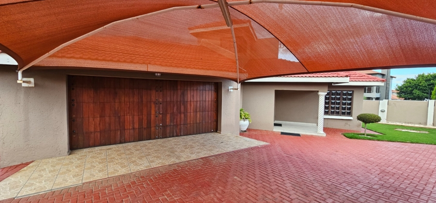 4 Bedroom Property for Sale in Bendor Limpopo