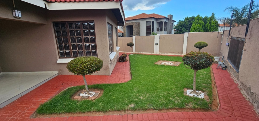 4 Bedroom Property for Sale in Bendor Limpopo