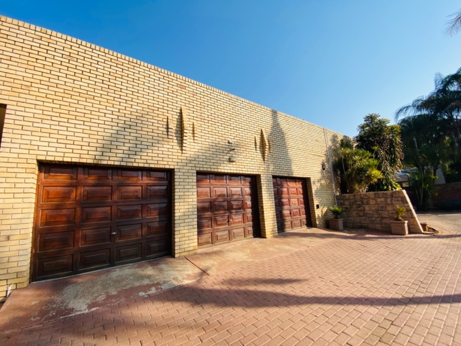 5 Bedroom Property for Sale in Bendor Limpopo