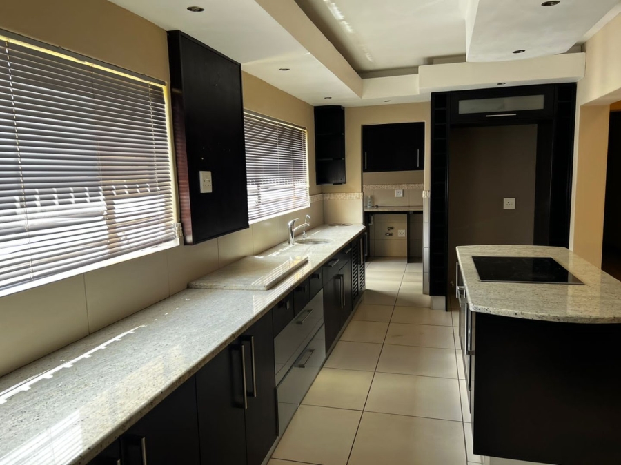 5 Bedroom Property for Sale in Bendor Limpopo