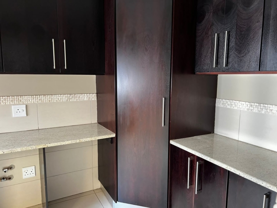 5 Bedroom Property for Sale in Bendor Limpopo