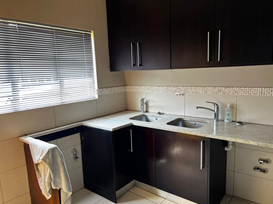 5 Bedroom Property for Sale in Bendor Limpopo