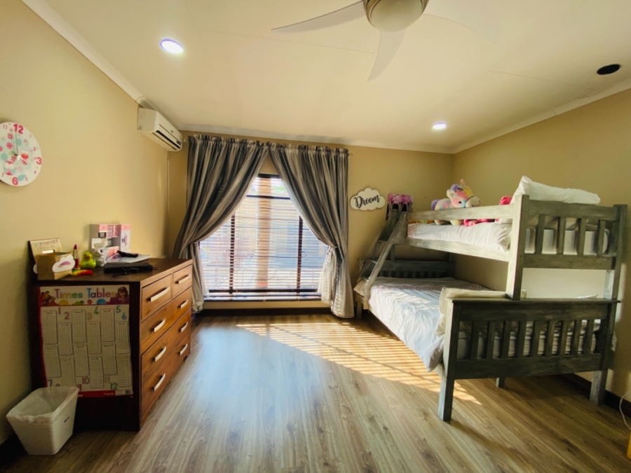 5 Bedroom Property for Sale in Bendor Limpopo