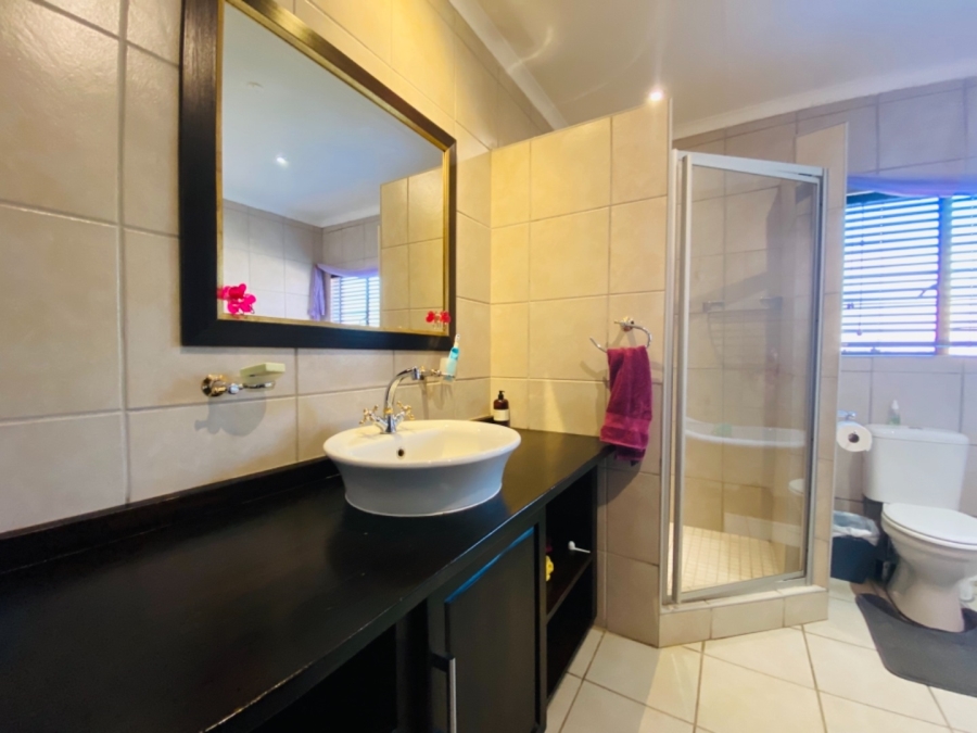 5 Bedroom Property for Sale in Bendor Limpopo