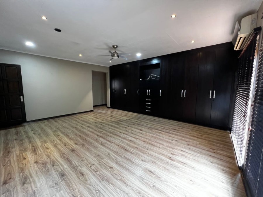 5 Bedroom Property for Sale in Bendor Limpopo