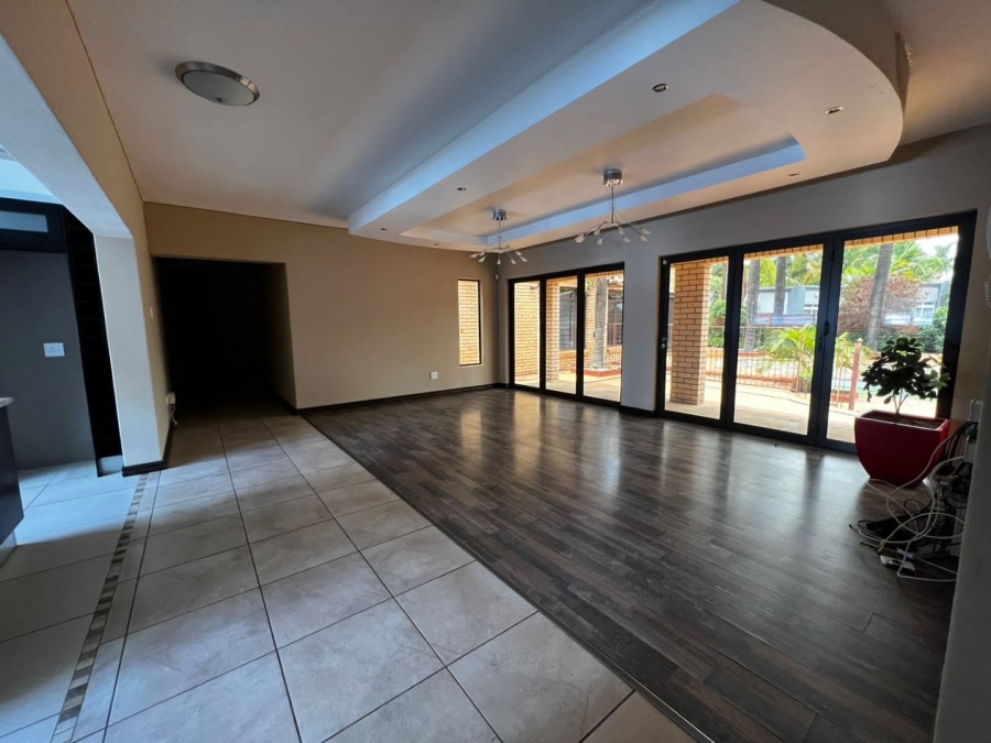 5 Bedroom Property for Sale in Bendor Limpopo