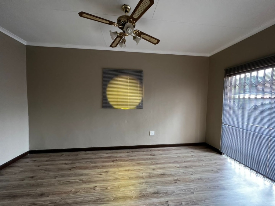 5 Bedroom Property for Sale in Bendor Limpopo