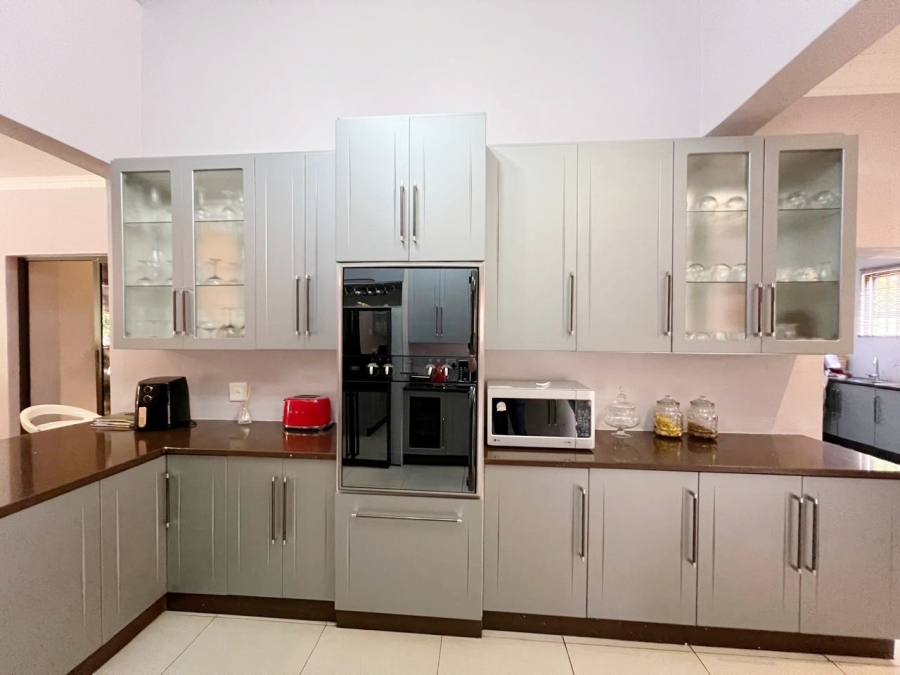 8 Bedroom Property for Sale in Bendor Limpopo