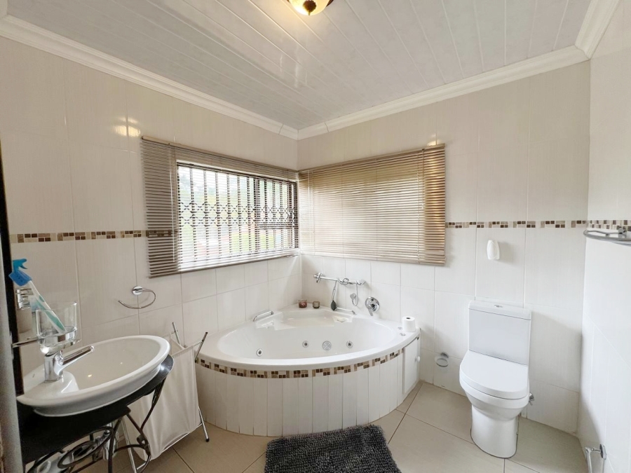 8 Bedroom Property for Sale in Bendor Limpopo