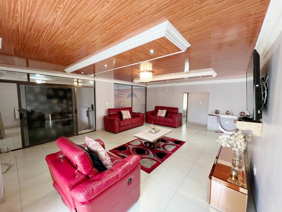 8 Bedroom Property for Sale in Bendor Limpopo