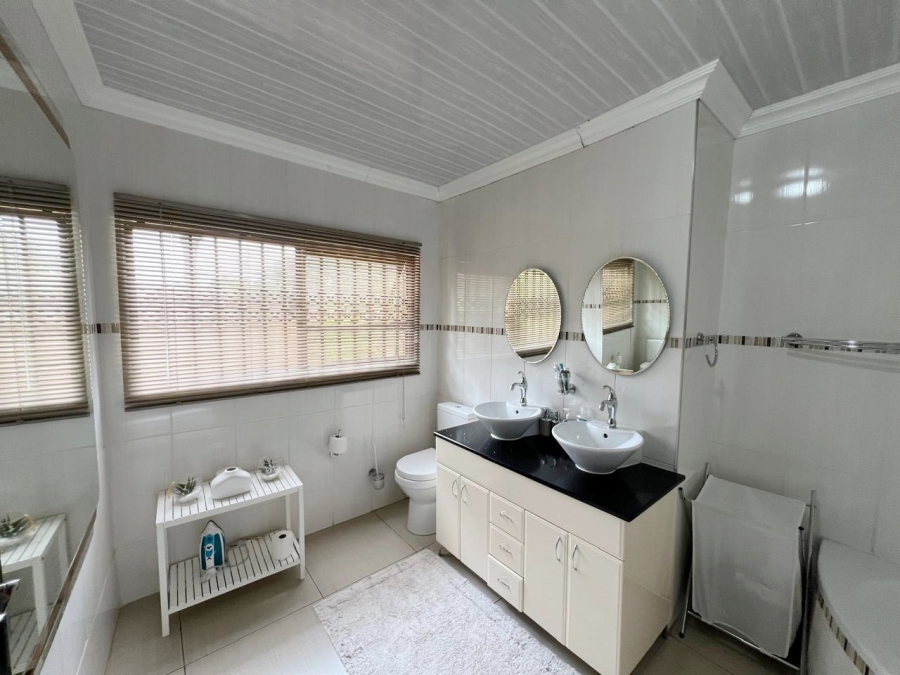 8 Bedroom Property for Sale in Bendor Limpopo